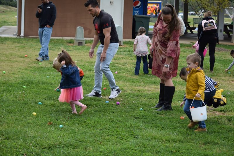 Photo Gallery Troutman Parks & Rec Easter Egg Hunt Iredell Free News