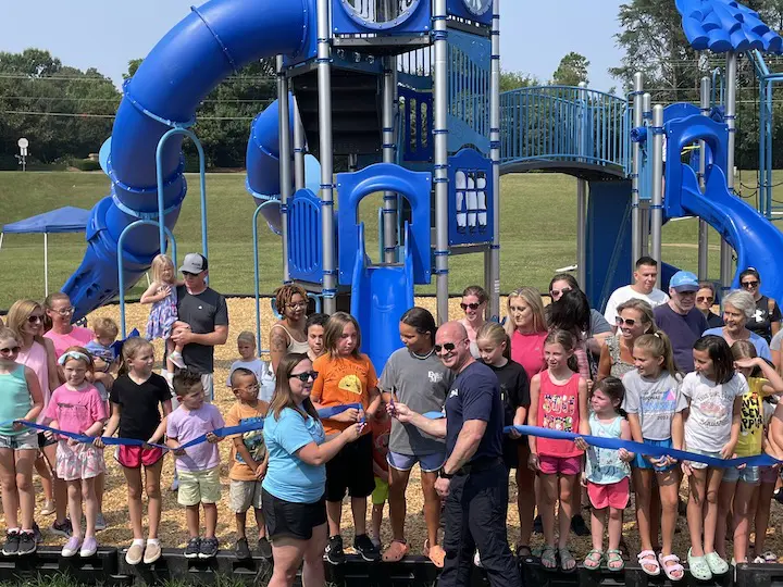 Lake Norman Elementary students break in new playground (Photos) | Iredell Free News