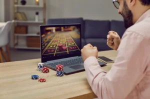 Operators Experiment With Social Betting and Community Features